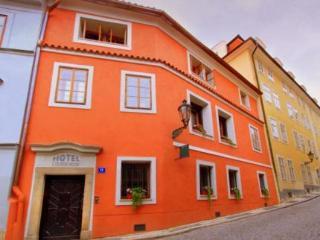 At The Grape Praga